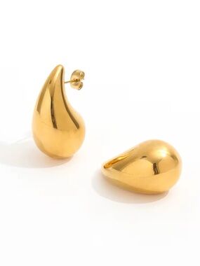 The Heirloom Teardrop